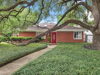 3718 Grennoch Ln, Houston, TX 77025