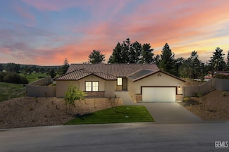5608 Levanto St, Bakersfield, CA 93306