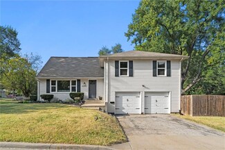 5543 Maple St, Mission, KS 66202