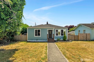 2129 Parker Place, Bremerton, WA 98310