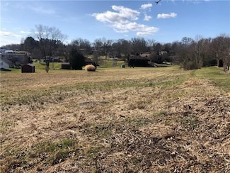 TBD Deer Creek Dr, Mt. Pleasant Township - Wml, PA 15666