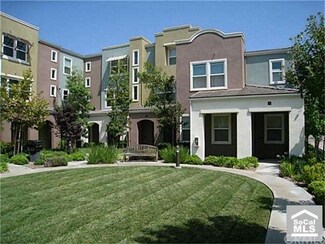 615 N 3rd Ave Unit 77, Covina, CA 91723