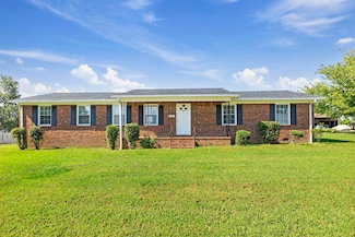 210 Saluda Rd, Moore, SC 29369