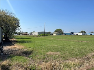 623 Commerce St, Portland, TX 78374