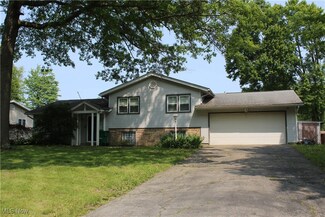 3786 Bryant Dr, Youngstown, OH 44511