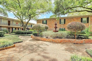 3224 Timmons Ln Unit 108, Houston, TX 77027