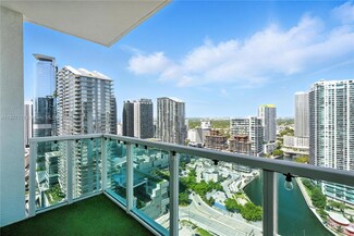 31 SE 5th St Unit 4021, Miami, FL 33131