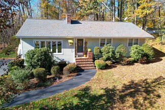 4 Hayes Hart Rd, Windham, NH 03087