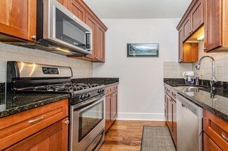 426 Main St Unit 109, Stoneham, MA 02180