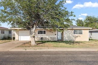 1418 E Crescent Dr, Odessa, TX 79761