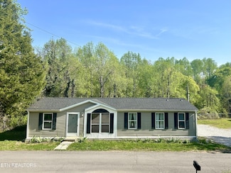 630 Butler Mill Rd, Oliver Springs, TN 37840