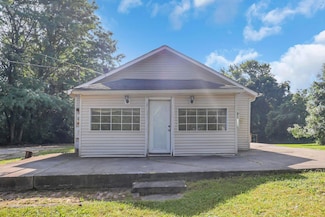 70 West Ave SW, Pataskala, OH 43062