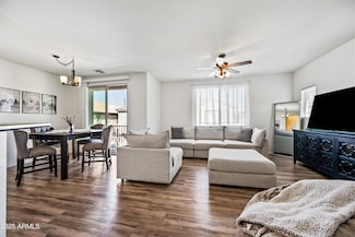 8115 W Lynwood St, Phoenix, AZ 85043