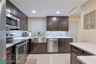 3100 Riverside Dr Unit 107, Coral Springs, FL 33065