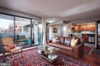 2311 M St NW Unit 706, Washington, DC 20037