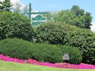 2 Autumn Leaf Dr Unit U20, Nashua, NH 03060