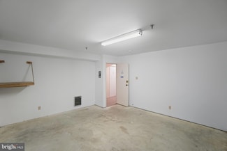 4990 Sentinel Dr Unit 16-6, Bethesda, MD 20816