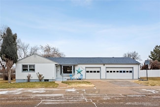 1734 Alexander Cir, Pueblo, CO 81001