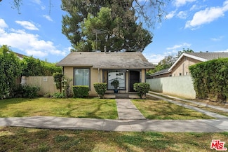 8966 Cadillac Ave, Los Angeles, CA 90034