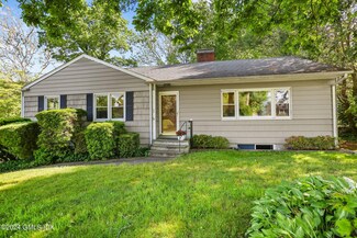 35 Berrian Rd, Stamford, CT 06905