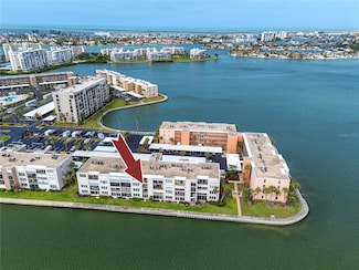7645 Sun Island Dr S Unit 304, South Pasadena, FL 33707