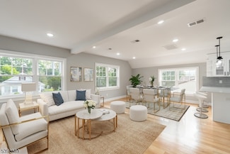 3 Mount Vernon Ave, West Orange, NJ 07052