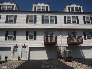 6 Riverwatch Ct Unit 6, Essington, PA 19029