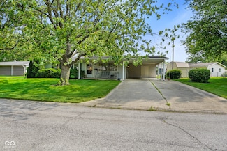 623 Circle Ct, Whiteland, IN 46184