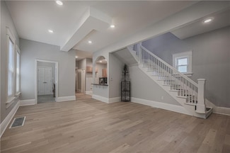 60 S 1 3 St, Kansas City, KS 66102