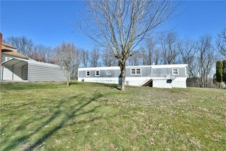 20 Walnut St, Burgettstown, PA 15021