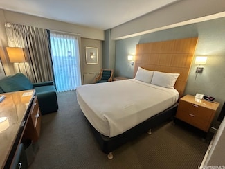 410 Atkinson Dr Unit 753, Honolulu, HI 96814