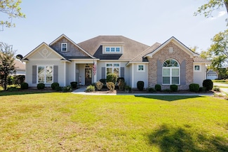 4664 Amelia Cir, Hahira, GA 31632