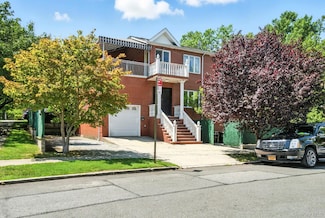 77-16 Kew Forest Ln, Flushing, NY 11375