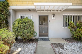 137 Nautilus Ct Unit 82, San Francisco, CA 94124