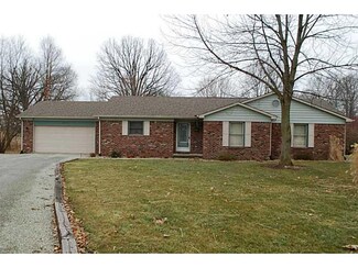 10213 Paradise Ln, Noblesville, IN 46062