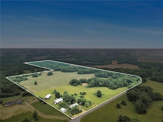 679 NE 400th Rd, Knob Noster, MO 65336