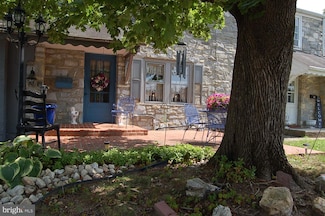 1006 New Hope St, Norristown, PA 19401