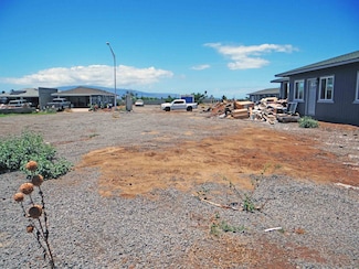 332 Aulike St, Lahaina, HI 96761