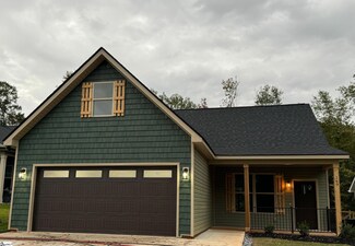 169 Riverside Dr, Taylors, SC 29687