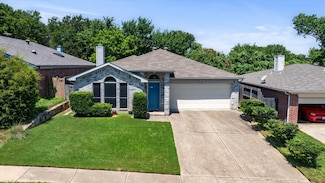 5521 Alta Verde Cir, Arlington, TX 76017