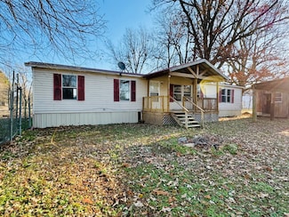 133 N Walnut St, Reyno, AR 72462