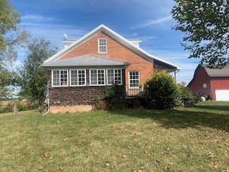 5892 W 575 S, Redkey, IN 47373