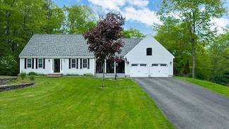 182 Ferry Rd, Lisbon, ME 04250