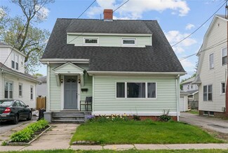 96 Eldridge St, Cranston, RI 02910