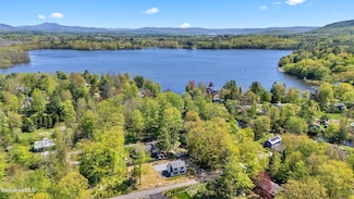 29 Chestnut Rd, Pittsfield, MA 01201