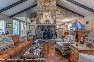 1009 Hull Rd, Ruidoso, NM 88345