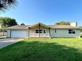 805 E Capital Ave, Grand Island, NE 68801