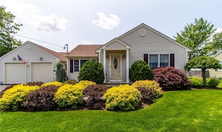 136 Woodward Rd, Providence, RI 02904