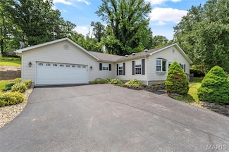 2418 Old State Route 3, East Carondelet, IL 62240
