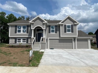 1103 Noah's Ln, Kearney, MO 64060